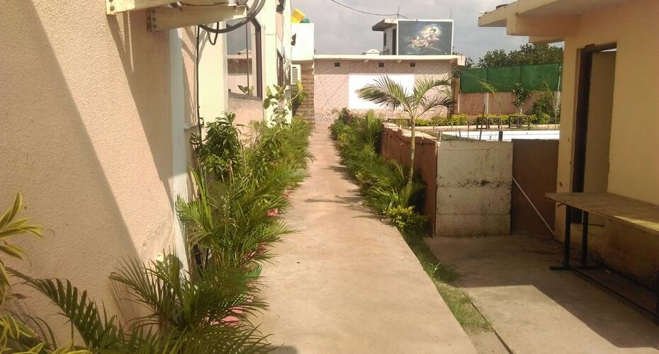 Hotel Flora Inn, Dr. Ambedkar Nagar 2